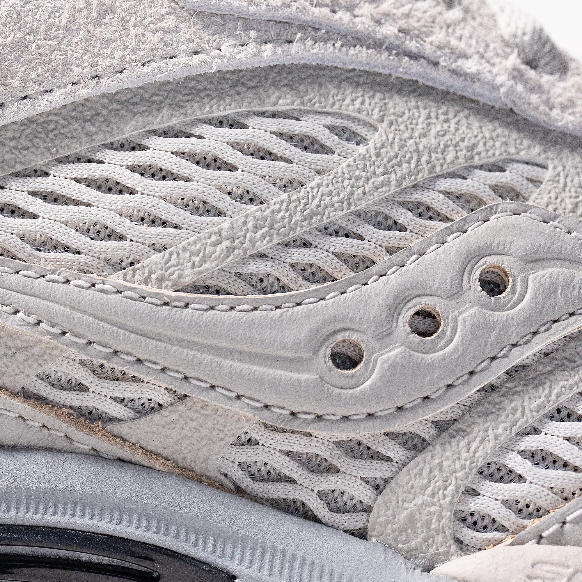 Saucony Mens Omni 9 Shoes - Image 4