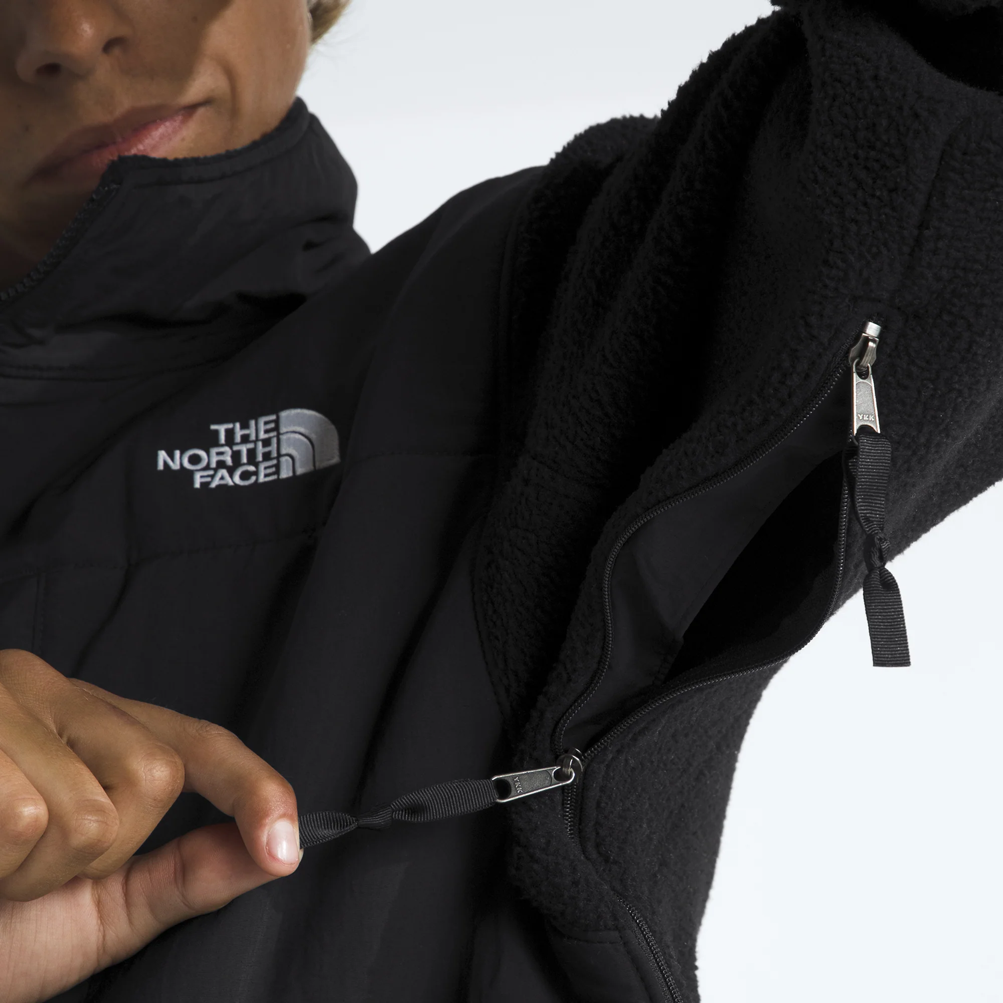 The North Face Mens Retro Denali Jacket - Image 4